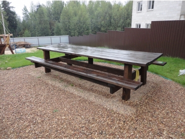 Скамья из массива